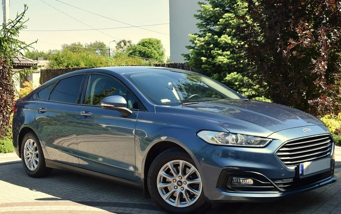 Ford Mondeo cena 61500 przebieg: 146000, rok produkcji 2020 z Kłodawa małe 191